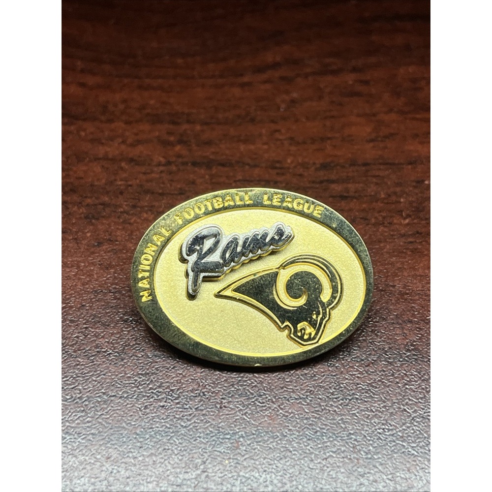 Vintage 2000 St. Louis Rams NFL Gold Tone Peter David Lapel Hat Pin